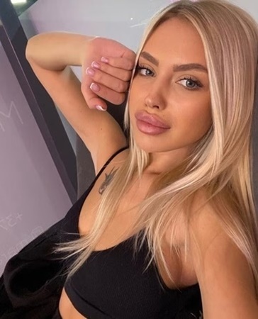istanbul Escort 2 Arkadaş Kadın Vika 7 istanbul escort seksi vika